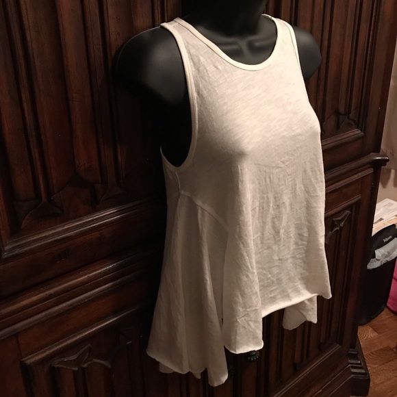 🌺 NWT FOREVER 21 FLOWY TANK TOP - Picture 2 of 5